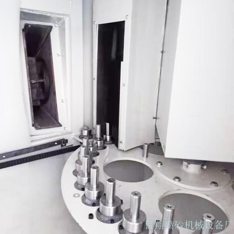 转盘抛丸机加工舱.jpg