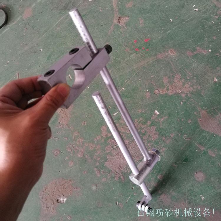 自动喷砂机枪架003.jpg